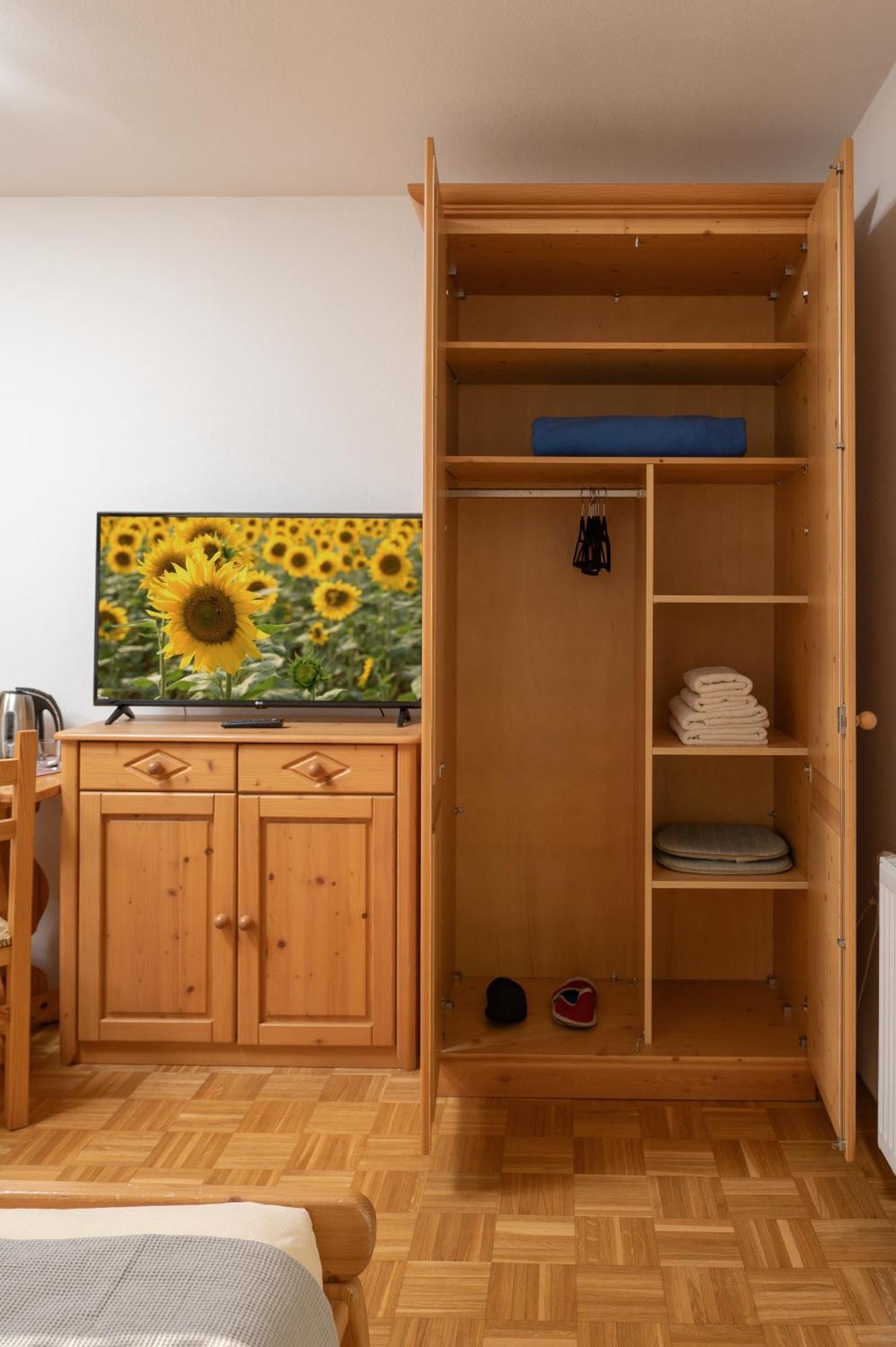 Rooms & Apartments Pr Matjon เบลด ภายนอก รูปภาพ